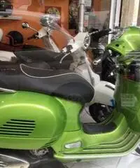 VESPA GTS 300 Super GTS 300 SUPER ABS EURO 4 VESPA GTS 300 Super GTS 300 SUPER ABS EURO 4