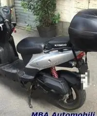 KYMCO Agility  50 4 tempi rs naked 9400km 40km/l KYMCO Agility  50 4 tempi rs naked 9400km 40km/l
