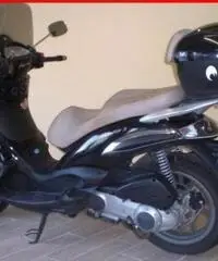 PIAGGIO Beverly 300 i.e nero - 25367