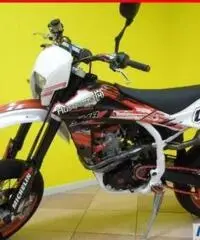 HUSQVARNA SM 510 R BIANCO, ROSSO - 13226 HUSQVARNA SM 510 R BIANCO, ROSSO - 13226