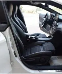 MERCEDES-BENZ CLA 200 d S.W. Automatic Night Edition Sport NAVI TELECAM MERCEDES-BENZ CLA 200 d S.W. Automatic Night Edition Sport NAVI TELECAM