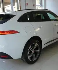 Jaguar F-pace 2.0d 180 CV R-sport