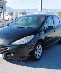 PEUGEOT 307 1.6 16V HDi 90CV 5p. XS