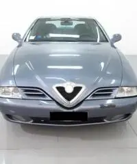 ALFA ROMEO 166 2.4 JTD Distinctive