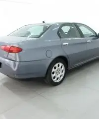 ALFA ROMEO 166 2.4 JTD Distinctive