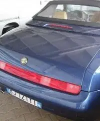 ALFA ROMEO Spider 2.0i 16V Twin Spark cat ALFA ROMEO Spider 2.0i 16V Twin Spark cat