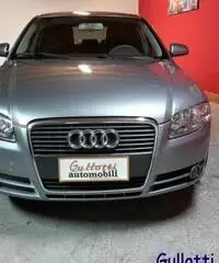 AUDI A4 2.0 16V TDI AMBITION AUDI A4 2.0 16V TDI AMBITION
