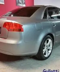 AUDI A4 2.0 16V TDI AMBITION AUDI A4 2.0 16V TDI AMBITION
