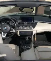 BMW Z4 2.3 SDrive i (E89), full optional, blu ,interni pelle beige BMW Z4 2.3 SDrive i (E89), full optional, blu ,interni pelle beige