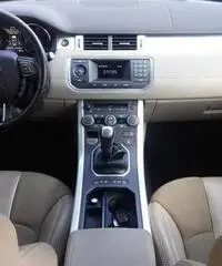 LAND ROVER Range Rover Evoque 2.2 TD4 5p. Pure