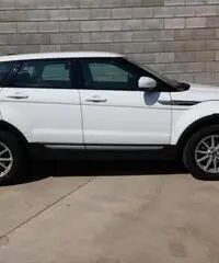 LAND ROVER Range Rover Evoque 2.2 TD4 5p. Pure