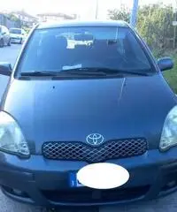 TOYOTA Yaris 2ª serie 1000 benzina - 2005  TOYOTA Yaris 2ª serie 1000 benzina - 2005