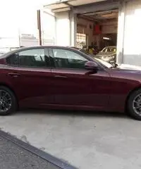 Alfa Romeo Giulia 2.2 Turbodiesel 180 CV Super