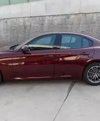 Alfa Romeo Giulia 2.2 Turbodiesel 180 CV Super