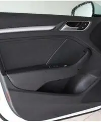 AUDI A3 SPB 1.6 TDI S tronic Ambition Navi