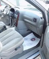 Chrysler Voy./G.Voyager Voyager 2.5 CRD cat LX