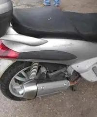 Beverly 200