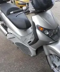 Beverly 200
