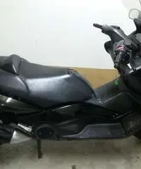 T MAX