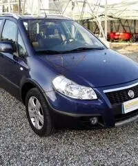 FIAT Sedici 1.6 16V 4x4 Emotion FIAT Sedici 1.6 16V 4x4 Emotion