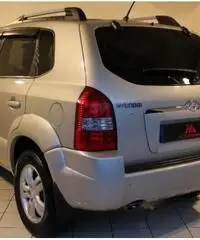 HYUNDAI Tucson 2.0 CRDi 4WD VGT Dynamic