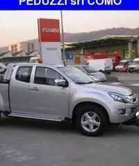 ISUZU D-Max 2.5 Space Cab Solar 4WD  LAMA NEVE