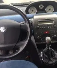 LANCIA Ypsilon 1.2 16V Platino