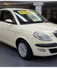 LANCIA Ypsilon 1.2  2004