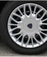 LANCIA Ypsilon 1.2 69 CV 5 porte Silver