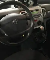 LANCIA Ypsilon 1.3 MJT 75 CV Argento