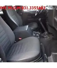 LAND ROVER Defender 110 2.4 TD4 Station Wagon SE