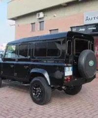 LAND ROVER Defender 110 2.4 TD4 Station Wagon S