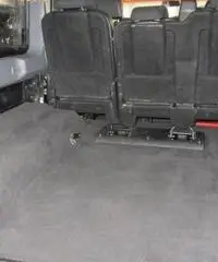 LAND ROVER Defender 110 2.4 TD4 Station Wagon S