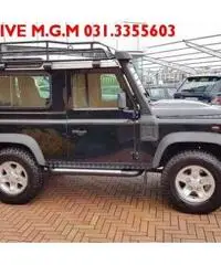 LAND ROVER Defender 90 2.4 TD4 Station Wagon S