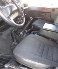 LAND ROVER Defender 90 2.4 TD4 Station Wagon S