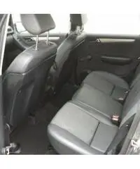 MERCEDES-BENZ A 160 Avantgarde MERCEDES-BENZ A 160 Avantgarde