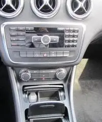Mercedes-Benz A 180 A 180d Sport Automatic Mercedes-Benz A 180 A 180d Sport Automatic