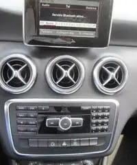 Mercedes-Benz A 180 A 180d Sport Automatic Mercedes-Benz A 180 A 180d Sport Automatic