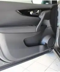 NISSAN Qashqai 1.5 dCi N-Connecta Navi Safety