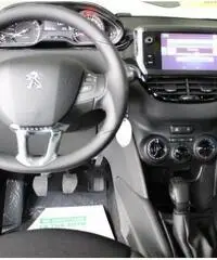 PEUGEOT 208 PureTech 82 5 porte Active