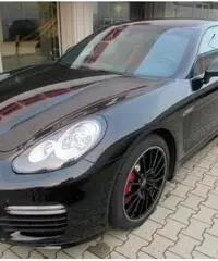 PORSCHE Panamera 4.8 Turbo