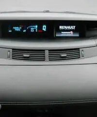 RENAULT Espace 20 dci Initiale 175cv esm proac