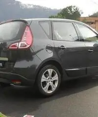 RENAULT Scenic xmod 16 16v Dynamique