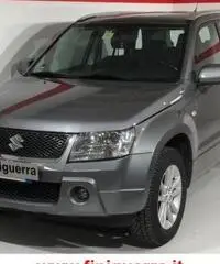 SUZUKI Grand Vitara 1.9 DDiS 5 porte Plus SUZUKI Grand Vitara 1.9 DDiS 5 porte Plus