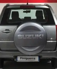 SUZUKI Grand Vitara 1.9 DDiS 5 porte Plus SUZUKI Grand Vitara 1.9 DDiS 5 porte Plus