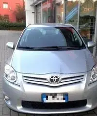 TOYOTA Auris 1.6 5 porte Sol TOYOTA Auris 1.6 5 porte Sol