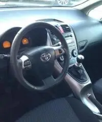 TOYOTA Auris 1.6 5 porte Sol TOYOTA Auris 1.6 5 porte Sol