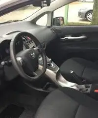 TOYOTA Auris 1.8 HSD 5 porte Active