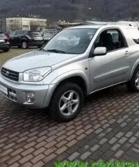 TOYOTA RAV 4 RAV4 2.0 16V cat 3 porte Sol TOYOTA RAV 4 RAV4 2.0 16V cat 3 porte Sol