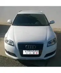 AUDI A3 SPB. 2.0 TDI F.AP. S tronic Ambition SLINE AUDI A3 SPB. 2.0 TDI F.AP. S tronic Ambition SLINE